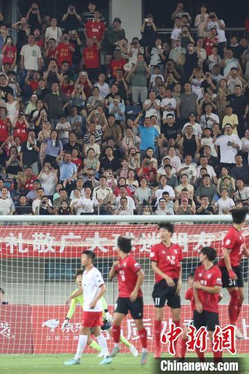 中博证券 “苏超”带火票根经济 “二场消费”升温