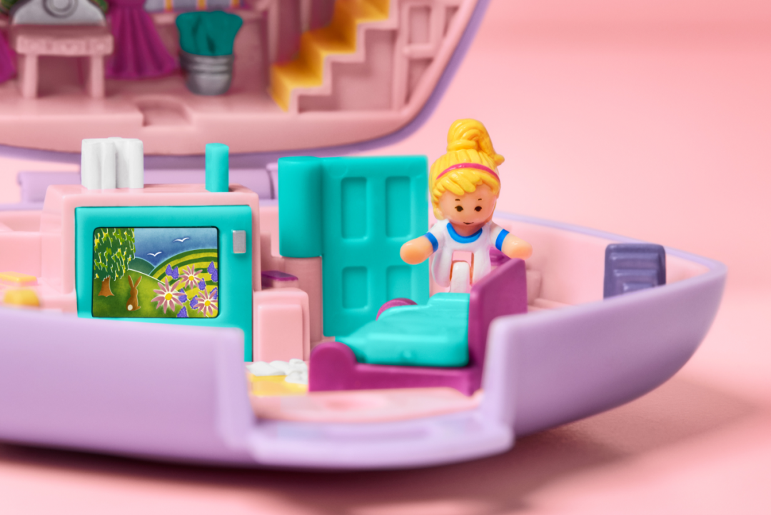 Polly Pocket 产品展示图（图片来自 Airbnb）