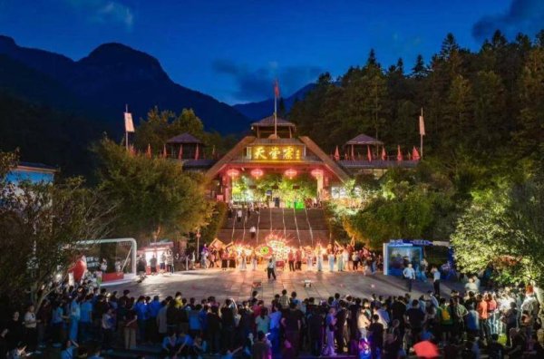 配先查 文化IP+智慧赋能，安徽省文旅投控集团旗下景区引爆双节旅游热​